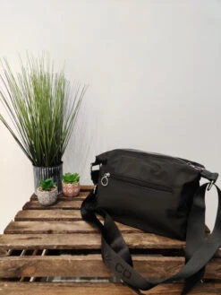 Sac Emma -Mode Vêtements Magasin 1012 noir floraco 2