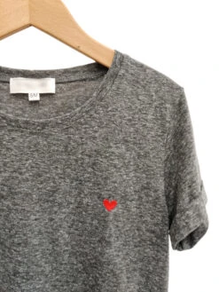 Tee Shirt Calie -Mode Vêtements Magasin 997 gris in april 2