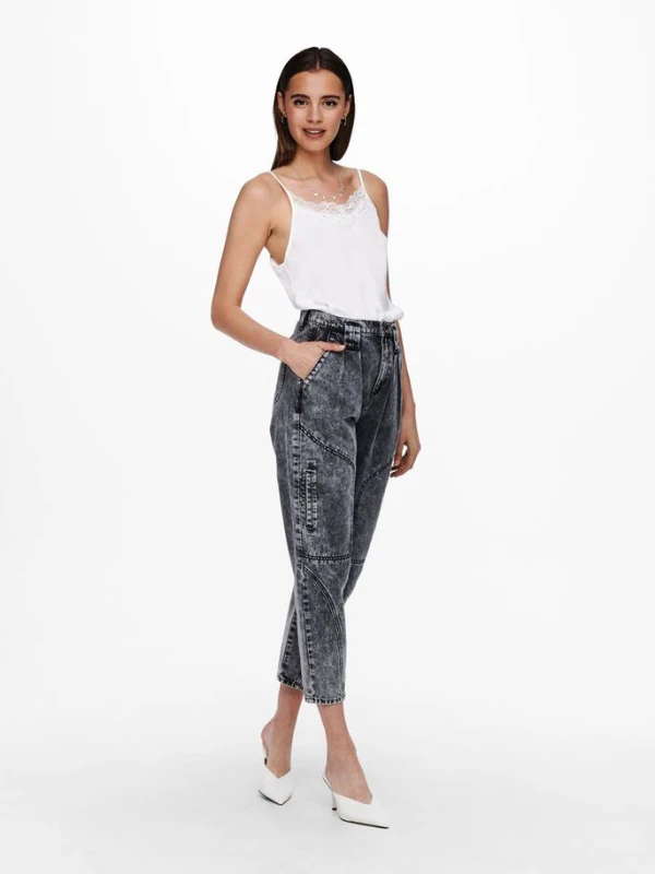 JACQUELINE DE YONG Débardeur Satiné Appa 4 JACQUELINE DE YONG Débardeur Satiné Appa – Image 4