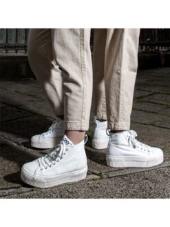 No Name Basket Toile Montantes Iron