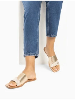 Vanessa Wu Sandales Soeacik